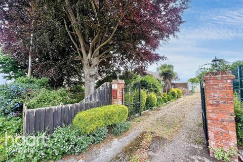 3 bedroom detached bungalow for sale, Spalding PE12
