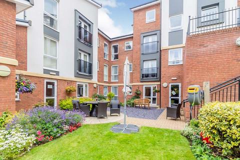 1 bedroom apartment for sale, Elliott Court, High Street North, Dunstable