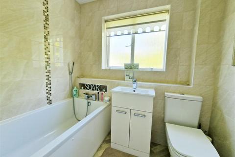 7 Roman Way, Burnham-on-crouch, CM0 8UE