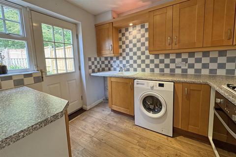 3 bedroom semi-detached house for sale, Wormley *NO ONWARD CHAIN*