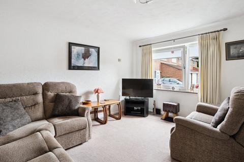 3 bedroom property for sale, Jenkins Close, St Neots PE19