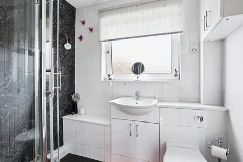 3 bedroom property for sale, Jenkins Close, St Neots PE19