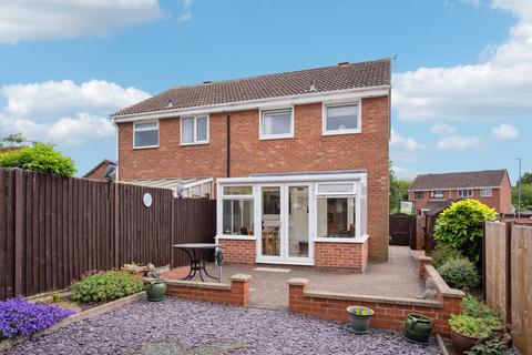 3 bedroom semi-detached house for sale, Jenkins Close, St Neots PE19