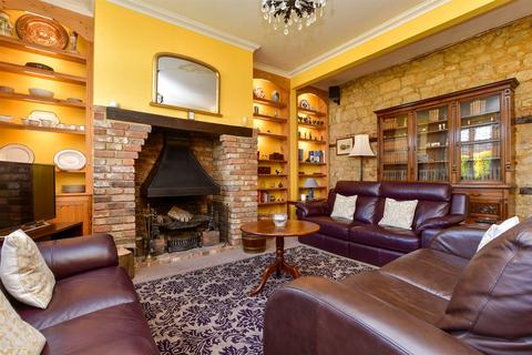 3 bedroom semi-detached house for sale, Hogscross Lane, Chipstead CR5