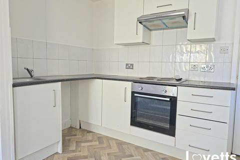 2 bedroom apartment to rent, Dalby Square, Cliftonville, Margate