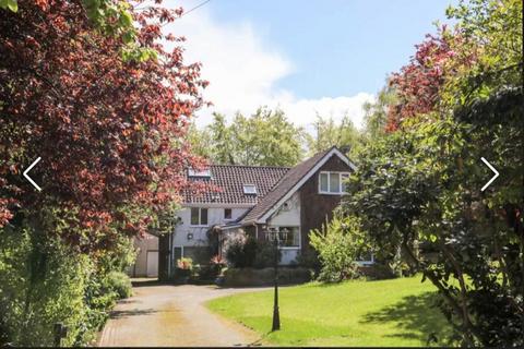 5 bedroom detached house for sale, Queens Drive, Colwyn Bay