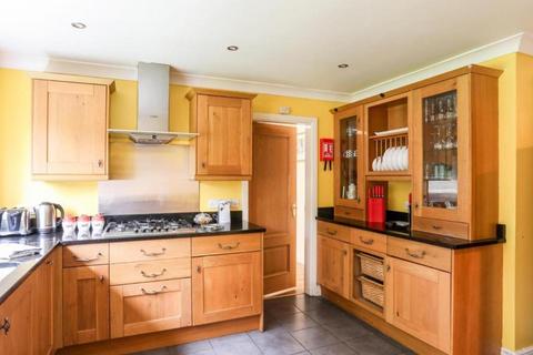5 bedroom detached house for sale, Queens Drive, Colwyn Bay