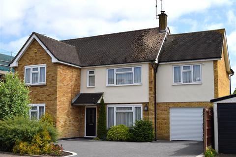 4 bedroom detached house for sale, Helston Road, Chelmsford