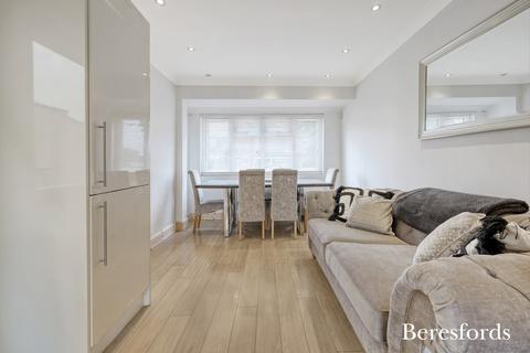 70 Cranham Gardens, Upminster, RM14 1JQ