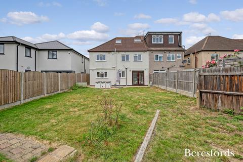 70 Cranham Gardens, Upminster, RM14 1JQ