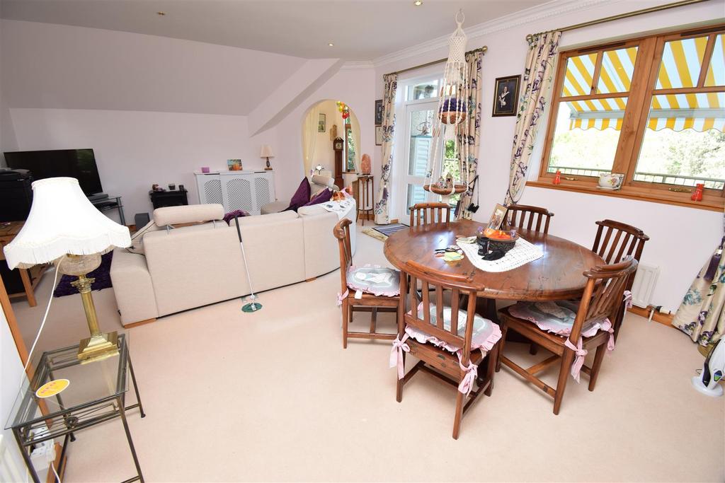 Lounge diner (2).jpg