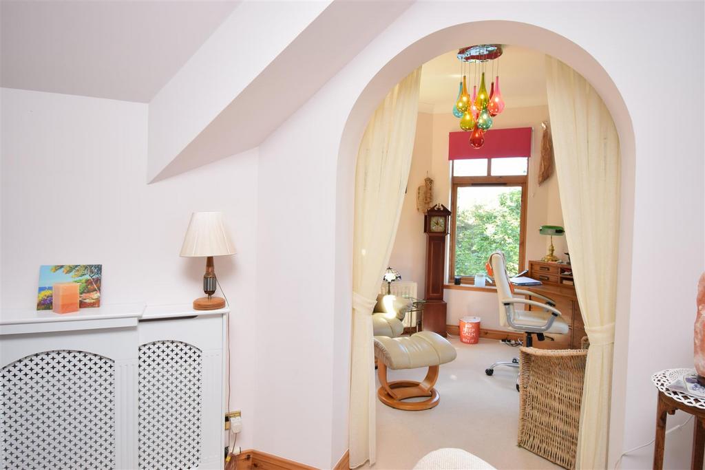 Entrance to study.jpg