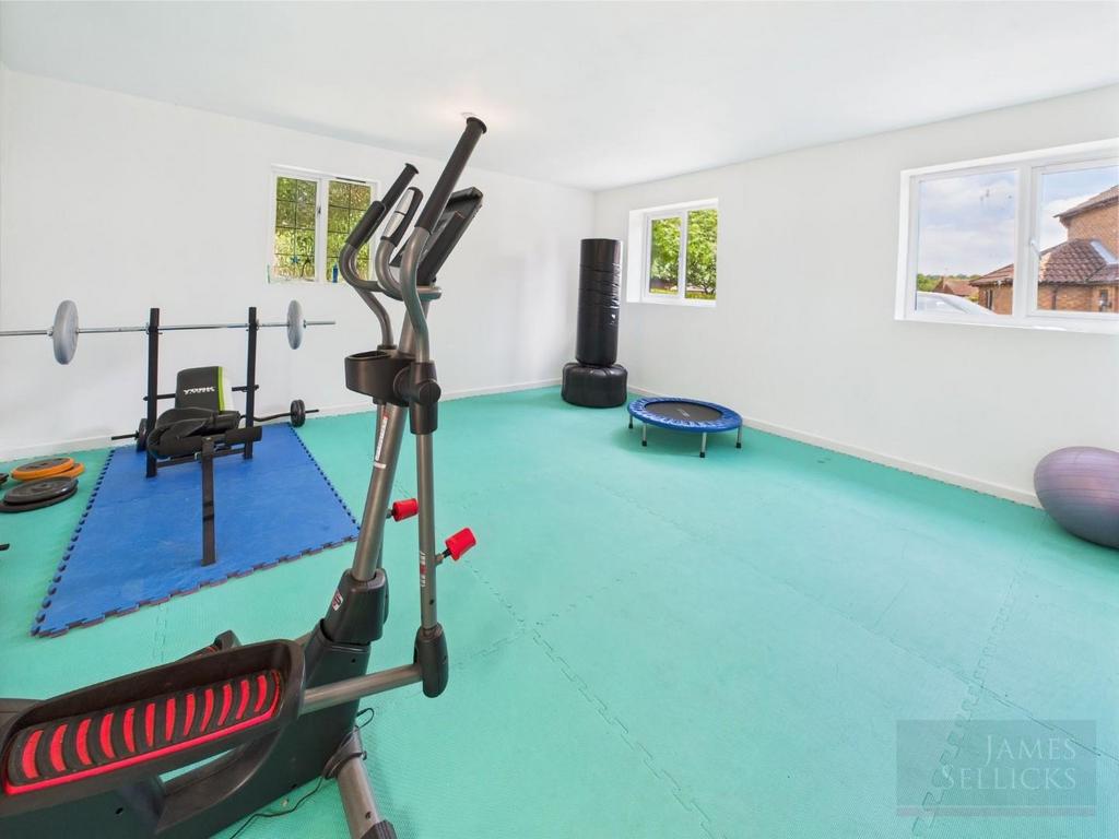Gym (former garage)