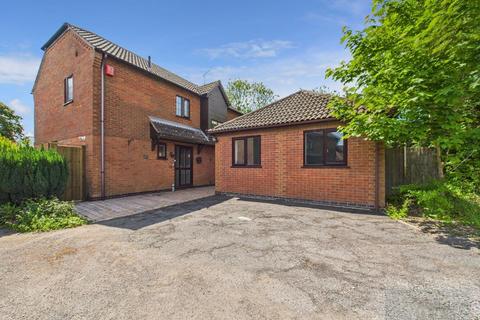 57 Bridgewater Drive, Great Glen, Leicester, LE8 9DX