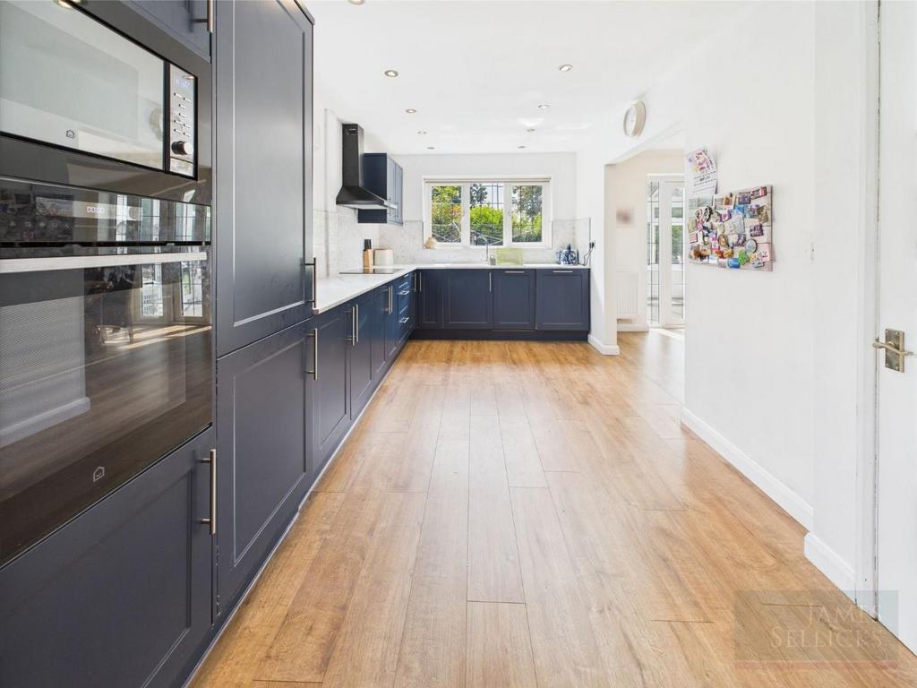Breakfast Kitchen