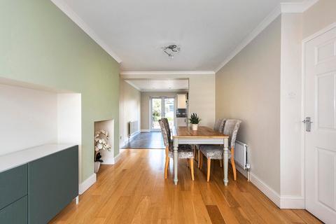 4 Amberley Road, London, SE2 0SF