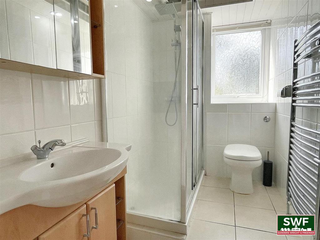 Shower room.jpg