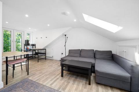 undefined, Woodside Gardens, London, N17
