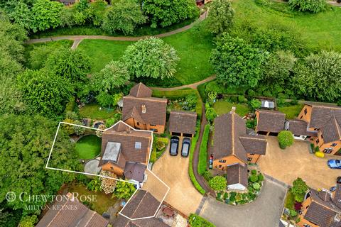 undefined, Cranberry Close, Walnut Tree