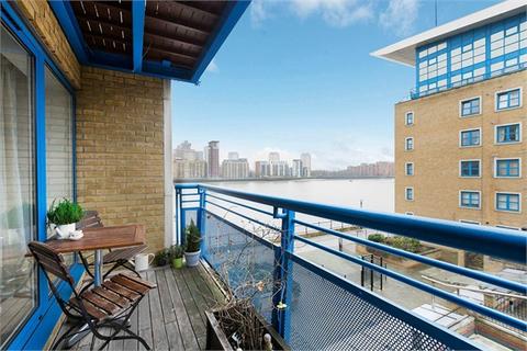 2 bedroom flat to rent, Somerville Point, Rotherhithe Street, London, SE16