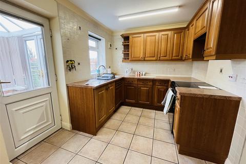 2 bedroom bungalow for sale, Owthorne Grange, Withernsea
