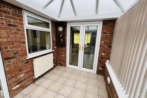 2 bedroom bungalow for sale, Owthorne Grange, Withernsea