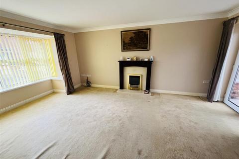 2 bedroom bungalow for sale, Owthorne Grange, Withernsea