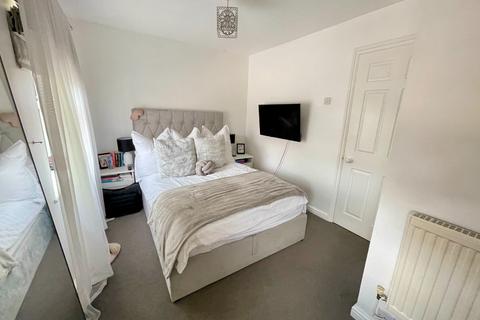 27 Gleneagles Drive, Luton, LU2 7TA