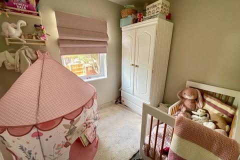 27 Gleneagles Drive, Luton, LU2 7TA