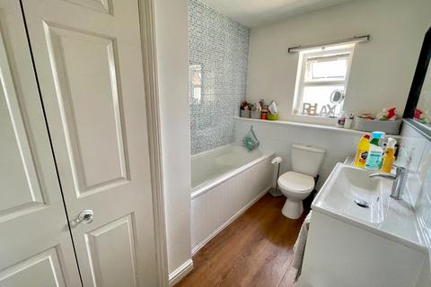 27 Gleneagles Drive, Luton, LU2 7TA