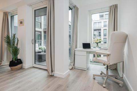 3 bedroom flat for sale, Glenthorne Road, London, W6