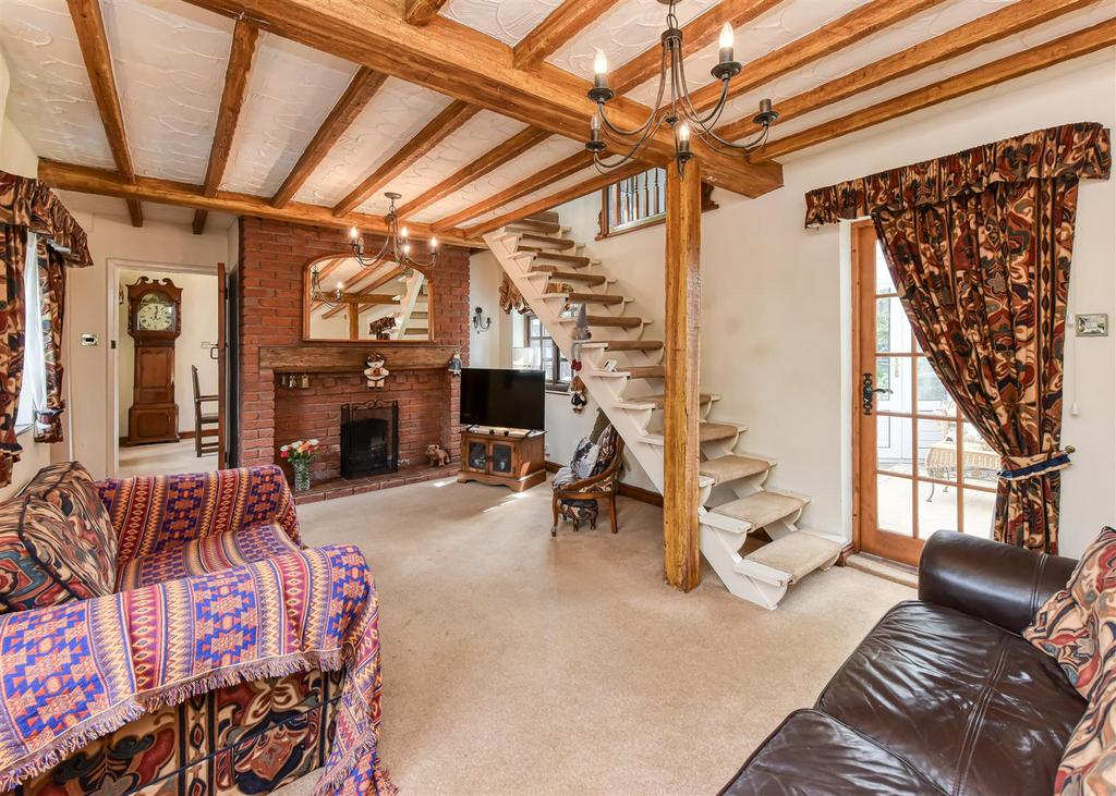 Whiston Cottage-lounge2.jpg