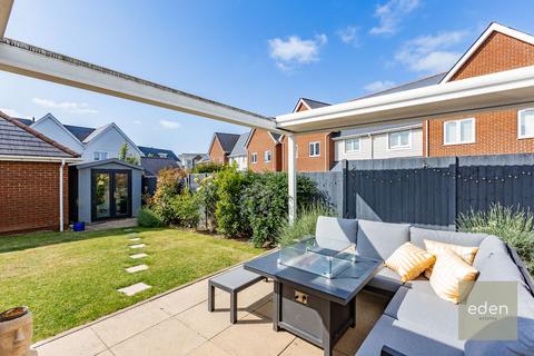 13 Ballard Road, Snodland, ME6 5FW