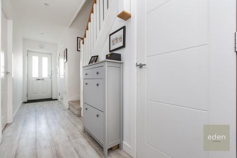 13 Ballard Road, Snodland, ME6 5FW