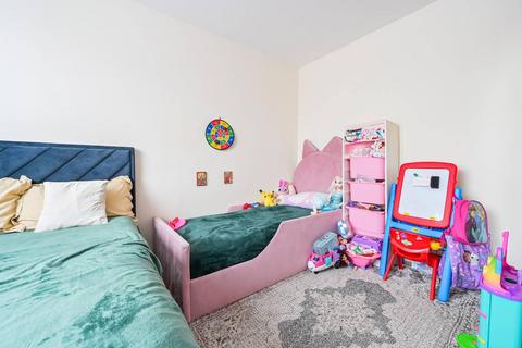 3 bedroom terraced house for sale, Baxter Road, Royal Docks, London, E16