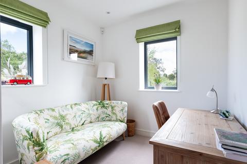 1 Tewedh Place, Rock, Wadebridge, PL27 6FY