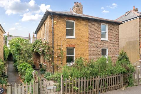 4 Broomfield Place, London, W13 9LB