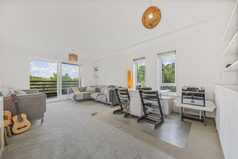 16 Forest Close, Chislehurst, BR7 5QS