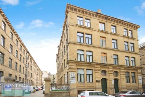 Property to rent - Mill Street, Bradford, West Yorkshire, BD1
