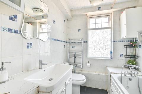 3 bedroom flat for sale, Harrow Road, Wembley, HA9