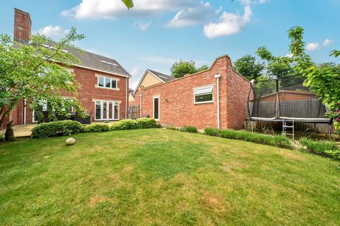 undefined, Trinity Circle, High Wycombe, Buckinghamshire
