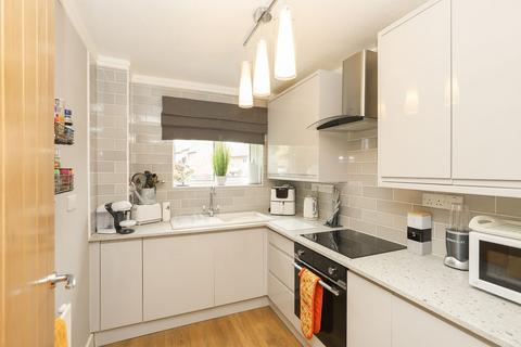 15 Badger Rise, Sheffield, S13 7TN