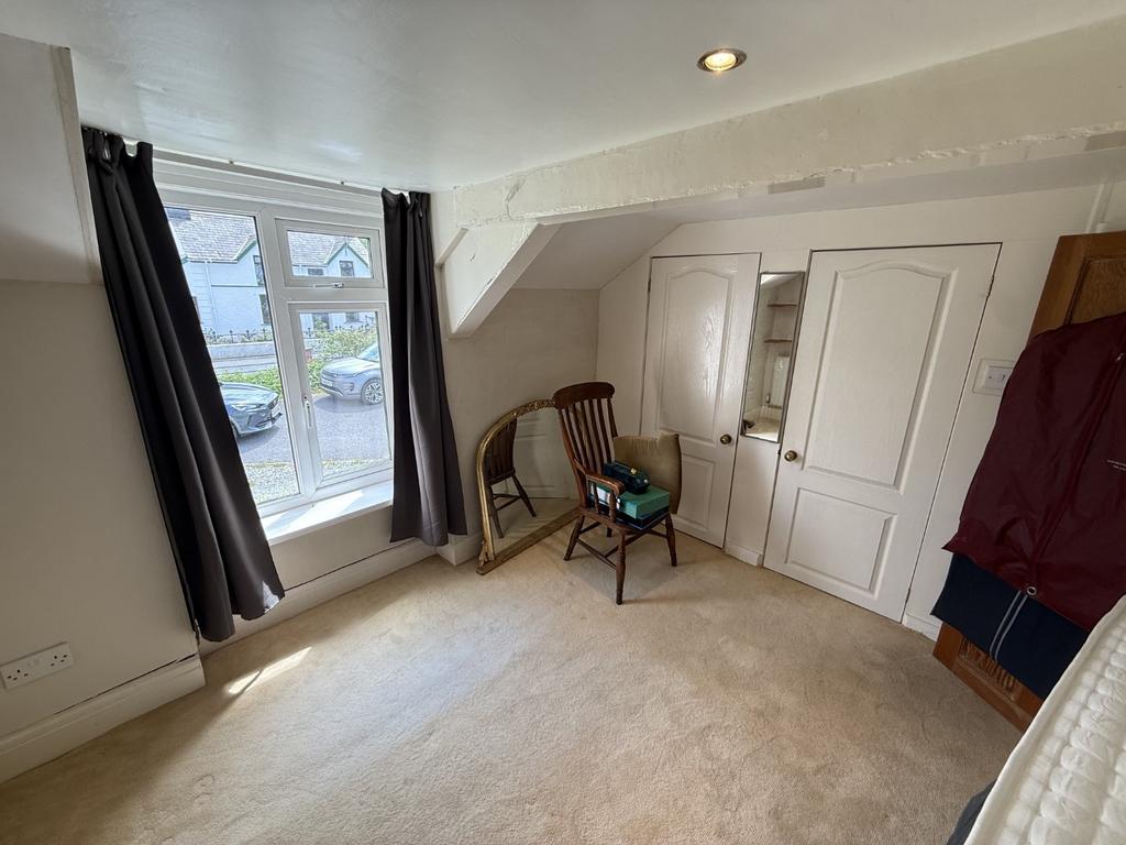 Front Double Bedroom 2