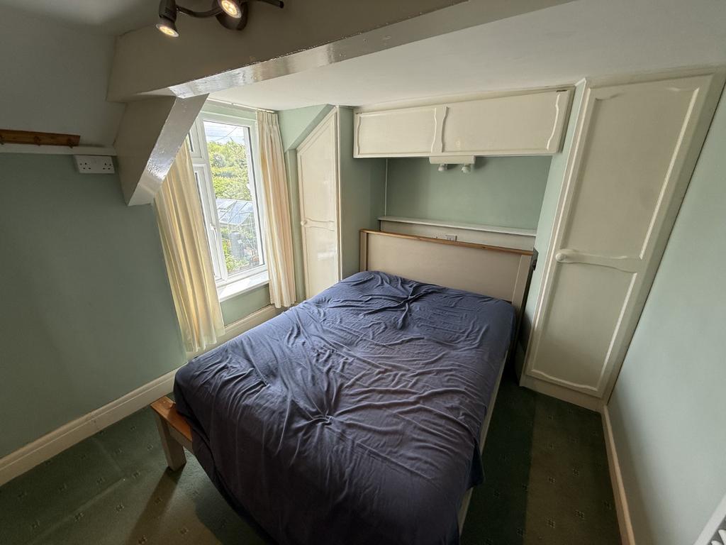 Double Bedroom 3