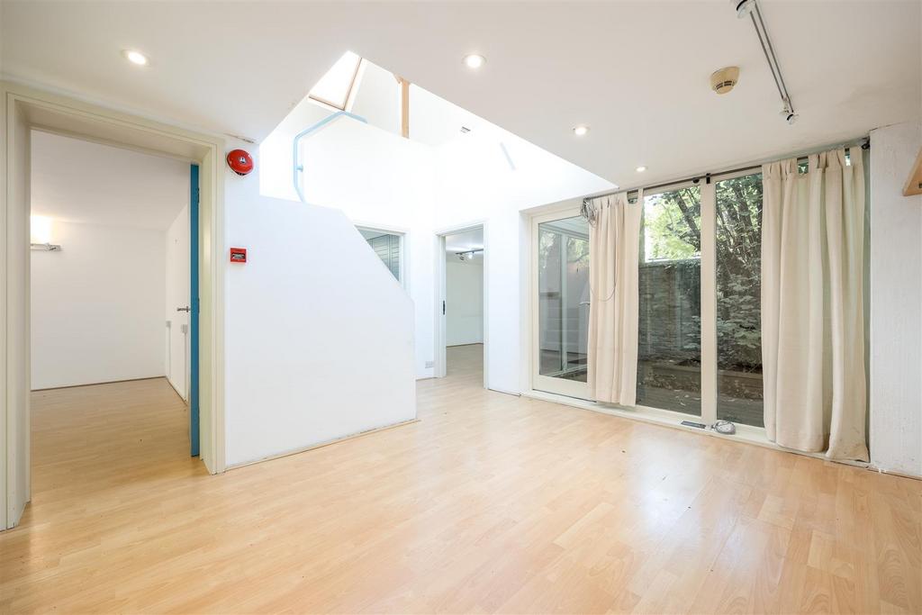 Wideangles.co.uk 3 L9 A8694e.jpg
