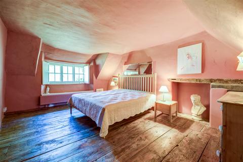 5 bedroom detached house for sale, Northampton Road, Weston-On-The-Green