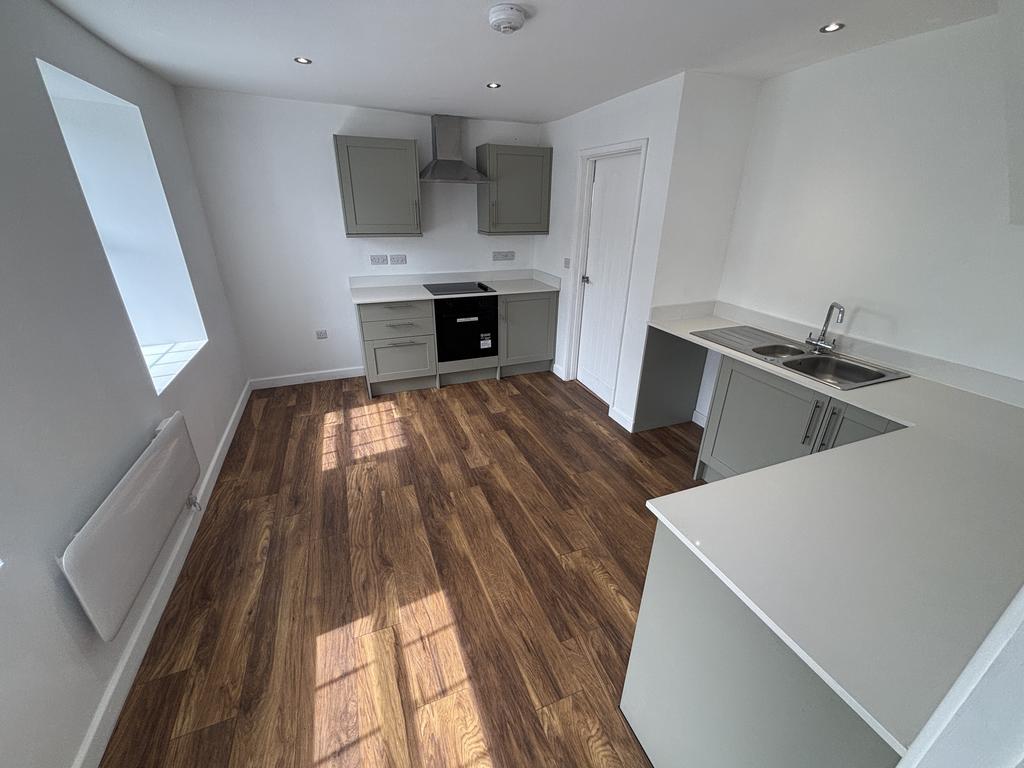 Kitchen (second image)