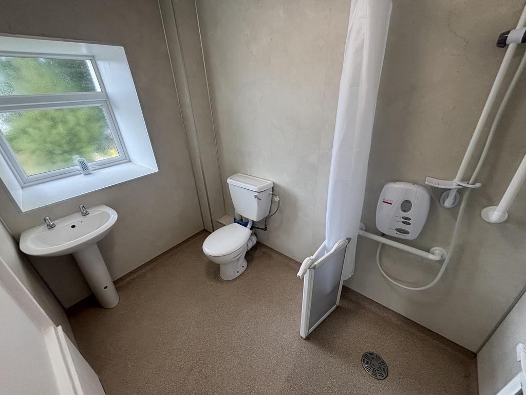 Shower room/wet room