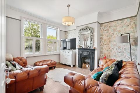 undefined, Grand Drive, London, SW20