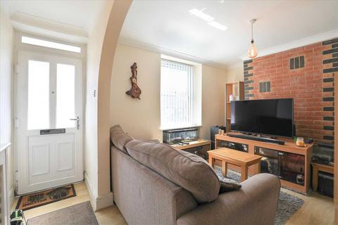 2 bedroom terraced house for sale, Finedon Road, Burton Latimer